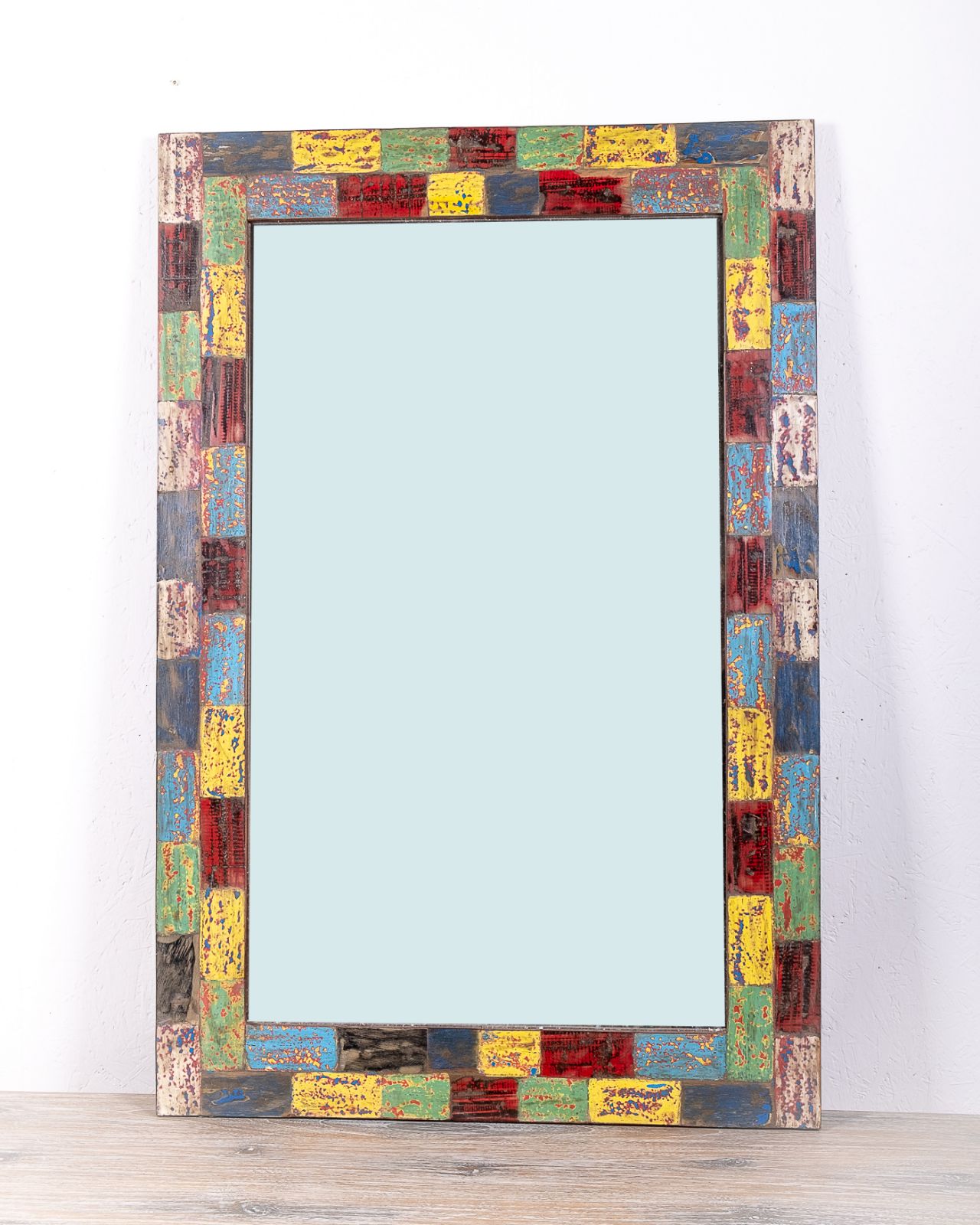 Zrcadlo s dřevěným vyřezávaným rámem 120 x 80 cm, ruční práce - ID155-002
